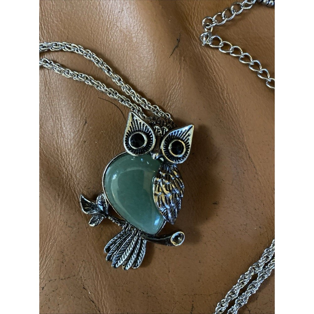 Natural Green Stone Owl Necklace Pendant Brooch Healing Stone Gemstone Women Men